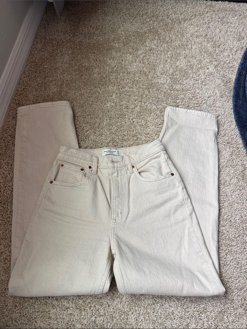 Women's Cream High-Waist 90’s Straight Jeans